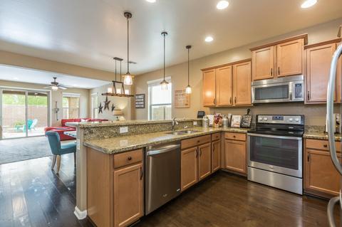 10261 E Sable Ave, Mesa, AZ 85212 photo 8