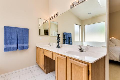 4341 E Desert Trumpet Rd, Phoenix, AZ 85044 photo 4