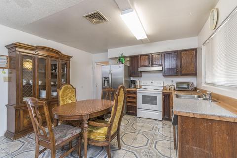 5808 S 40th Pl, Phoenix, AZ 85040 photo 6