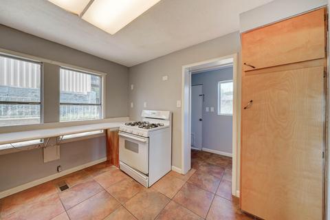 365 S Fourth St, Globe, AZ 85501 photo 9