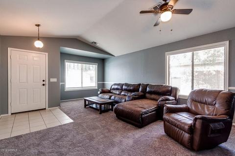 3255 E Woodside Way, Gilbert, AZ 85297 photo 4