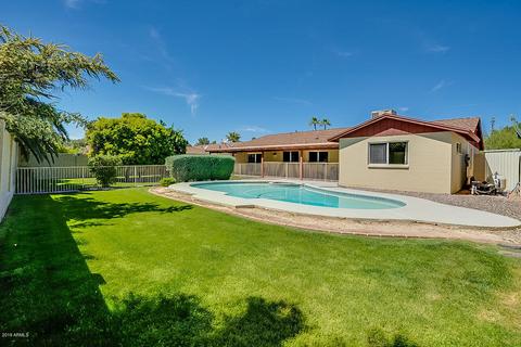 121 E Voltaire Ave, Phoenix, AZ 85022 photo 2