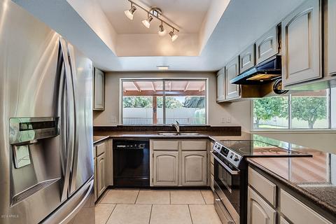 121 E Voltaire Ave, Phoenix, AZ 85022 photo 4
