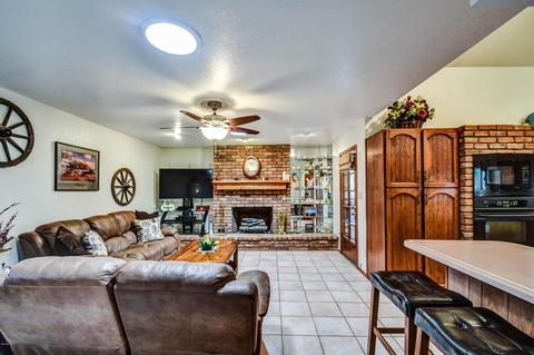 2058 E Downing St, Mesa, AZ 85213 photo 5