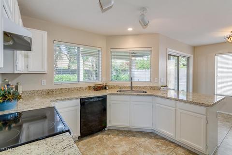 944 S Abalone Dr, Gilbert, AZ 85233 photo 15