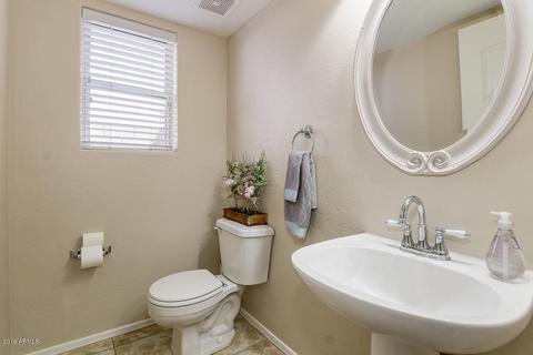 944 S Abalone Dr, Gilbert, AZ 85233 photo 17