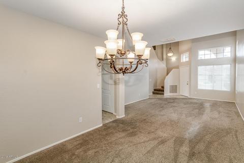 944 S Abalone Dr, Gilbert, AZ 85233 photo 4