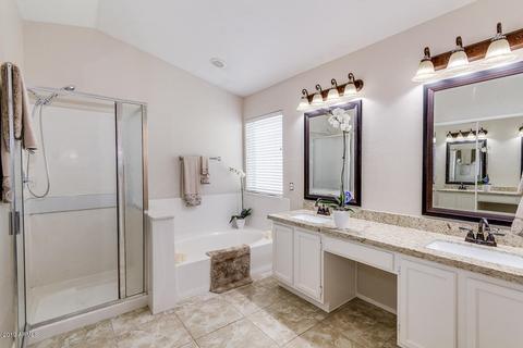 944 S Abalone Dr, Gilbert, AZ 85233 photo 22