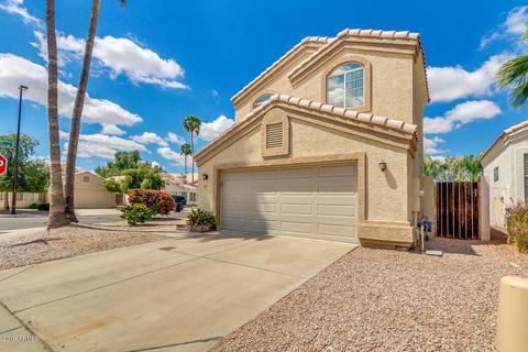 944 S Abalone Dr, Gilbert, AZ 85233 photo 2