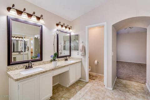 944 S Abalone Dr, Gilbert, AZ 85233 photo 24