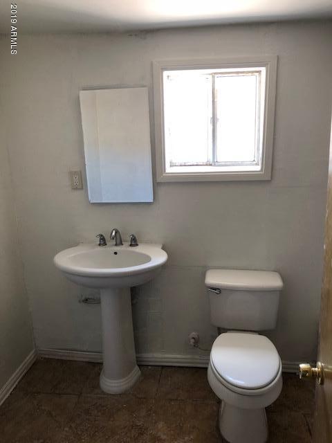 2202 N 40th Dr, Phoenix, AZ 85009 photo 11