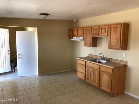 2202 N 40th Dr, Phoenix, AZ 85009 photo 3