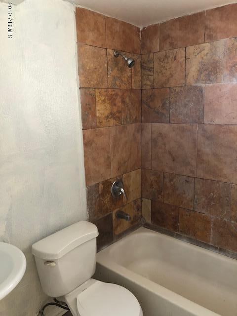 2202 N 40th Dr, Phoenix, AZ 85009 photo 8