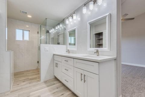 4002 E Taro Ln, Phoenix, AZ 85050 photo 17