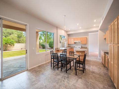 552 E Maria Ln, Tempe, AZ 85284 photo 11