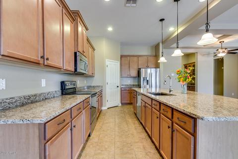 2821 E Ridgewood Ln, Gilbert, AZ 85298 photo 17