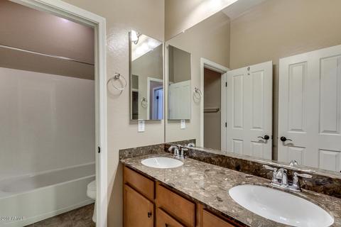 2821 E Ridgewood Ln, Gilbert, AZ 85298 photo 32