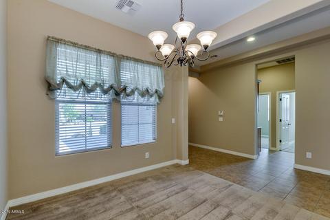 2821 E Ridgewood Ln, Gilbert, AZ 85298 photo 8