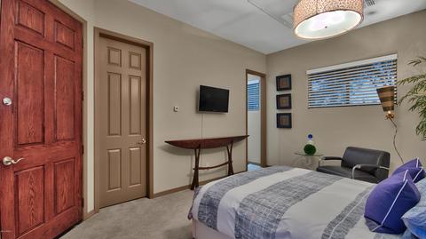 3816 Expedition Way, Phoenix, AZ 85050 photo 36