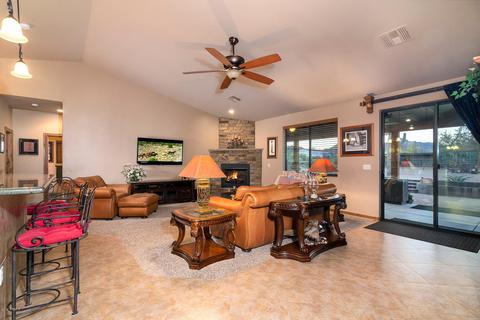 1370 E Tonto St, Apache Junction, AZ 85119 photo 5