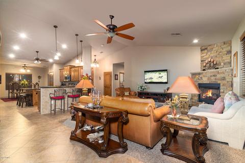 1370 E Tonto St, Apache Junction, AZ 85119 photo 6