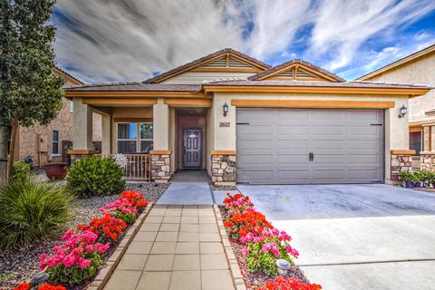 2627 E Hickory St, Gilbert, AZ 85298 photo 3