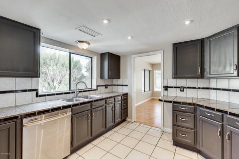 4341 E Greenway Ln, Phoenix, AZ 85032 photo 2