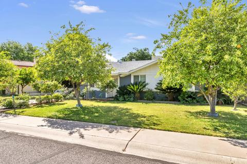 3827 E Sahuaro Dr, Phoenix, AZ 85028 photo 1