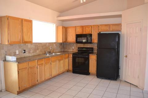 2943 E Mobile Ln, Phoenix, AZ 85040 photo 3
