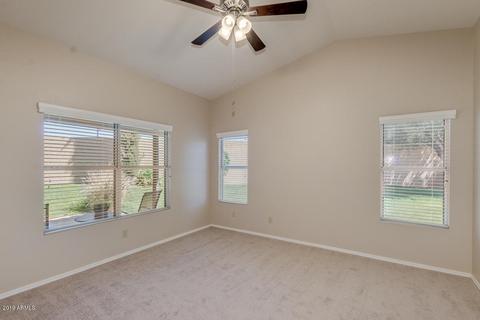 921 W Cantebria Dr, Gilbert, AZ 85233 photo 6