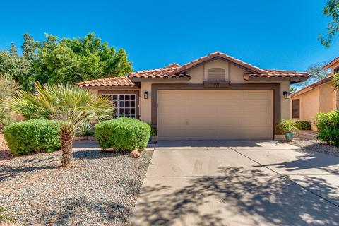 921 W Cantebria Dr, Gilbert, AZ 85233 photo 1