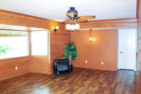 940 W Becker Ln, Phoenix, AZ 85029 photo 2