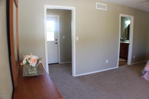 940 W Becker Ln, Phoenix, AZ 85029 photo 27