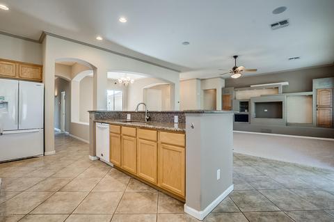 2734 S Seton Ave, Gilbert, AZ 85295 photo 9