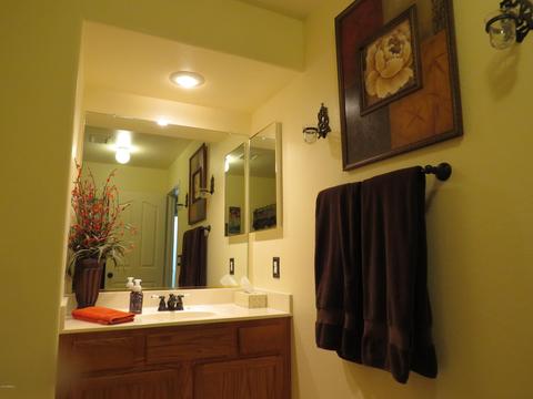 4321 E Abraham Ln, Phoenix, AZ 85050 photo 11
