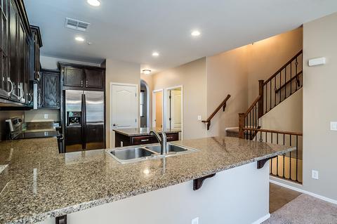 910 S Annie Ln, Gilbert, AZ 85296 photo 12