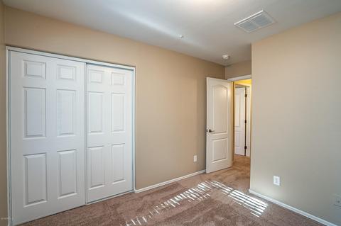 910 S Annie Ln, Gilbert, AZ 85296 photo 3