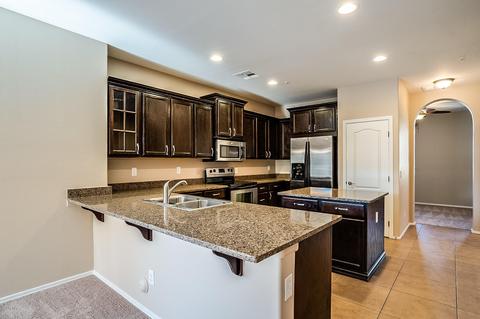 910 S Annie Ln, Gilbert, AZ 85296 photo 10