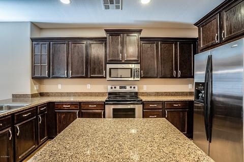 910 S Annie Ln, Gilbert, AZ 85296 photo 15