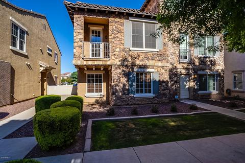 910 S Annie Ln, Gilbert, AZ 85296 photo 1