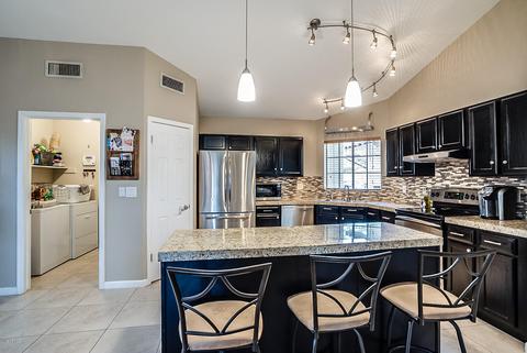 3519 E Tonto Ln, Phoenix, AZ 85050 photo 7
