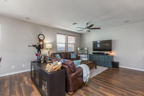906 S Pheasant Dr, Gilbert, AZ 85296 photo 5
