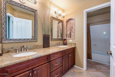 15827 S 6th Dr, Phoenix, AZ 85045 photo 5
