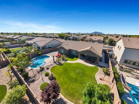3074 E Warbler Rd E, Gilbert, AZ 85297 photo 5