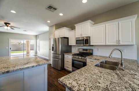 3701 E Derringer Way, Gilbert, AZ 85297 photo 4