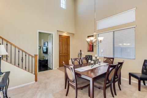 3823 E Parkview Dr, Gilbert, AZ 85295 photo 4