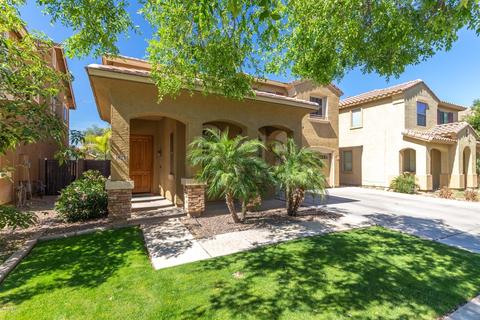 3823 E Parkview Dr, Gilbert, AZ 85295 photo 2