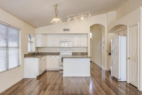 4330 E Abraham Ln, Phoenix, AZ 85050 photo 13