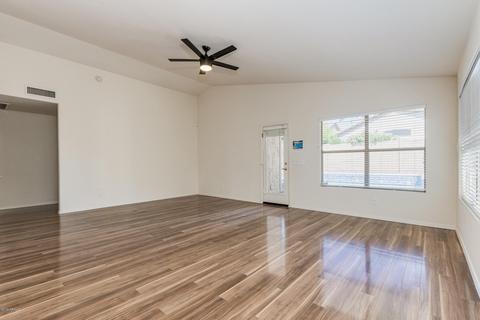 4330 E Abraham Ln, Phoenix, AZ 85050 photo 14