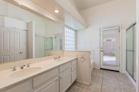 4330 E Abraham Ln, Phoenix, AZ 85050 photo 19
